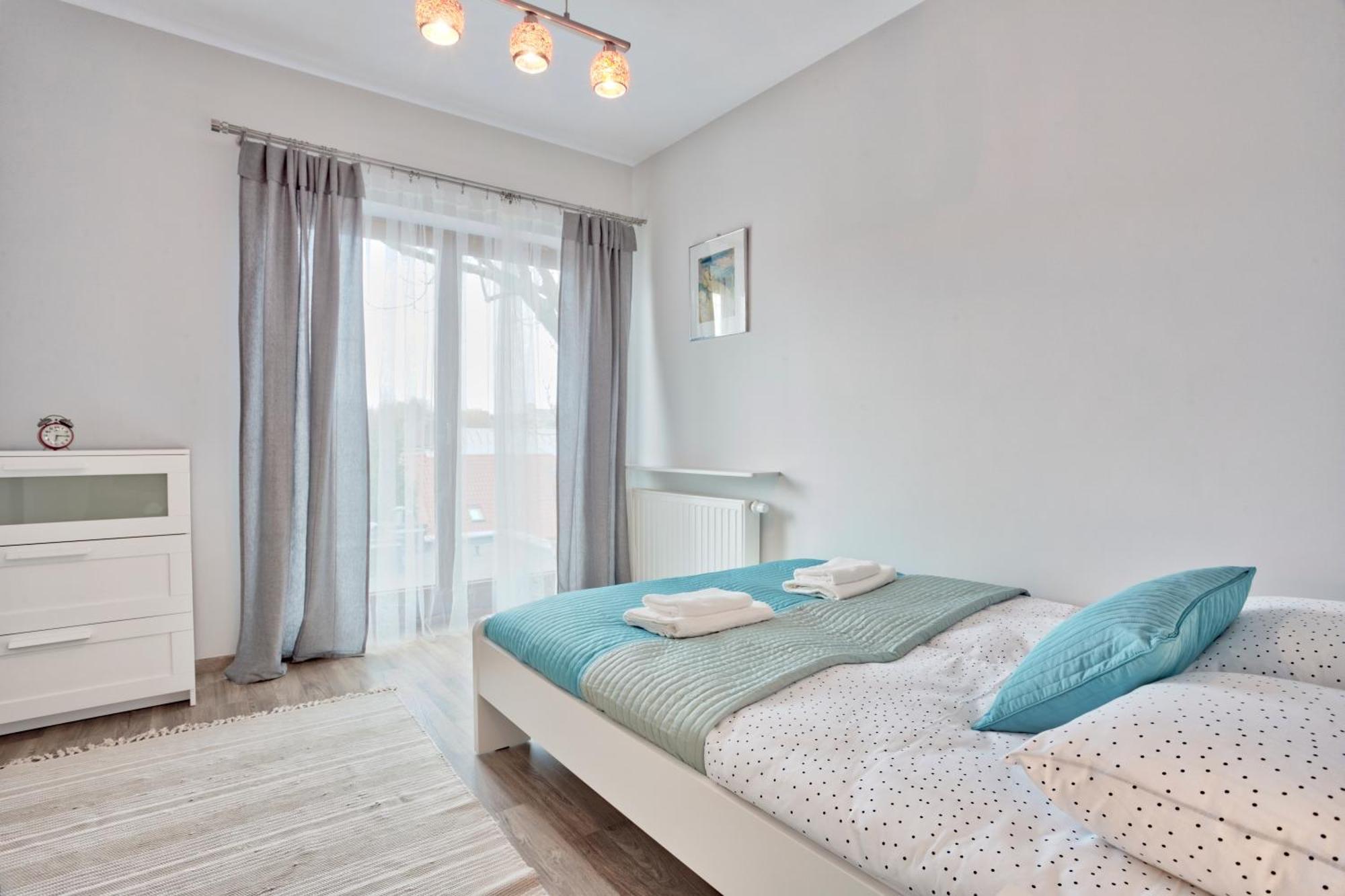 Family Apartment By Tyzenhauz Krakow Dış mekan fotoğraf