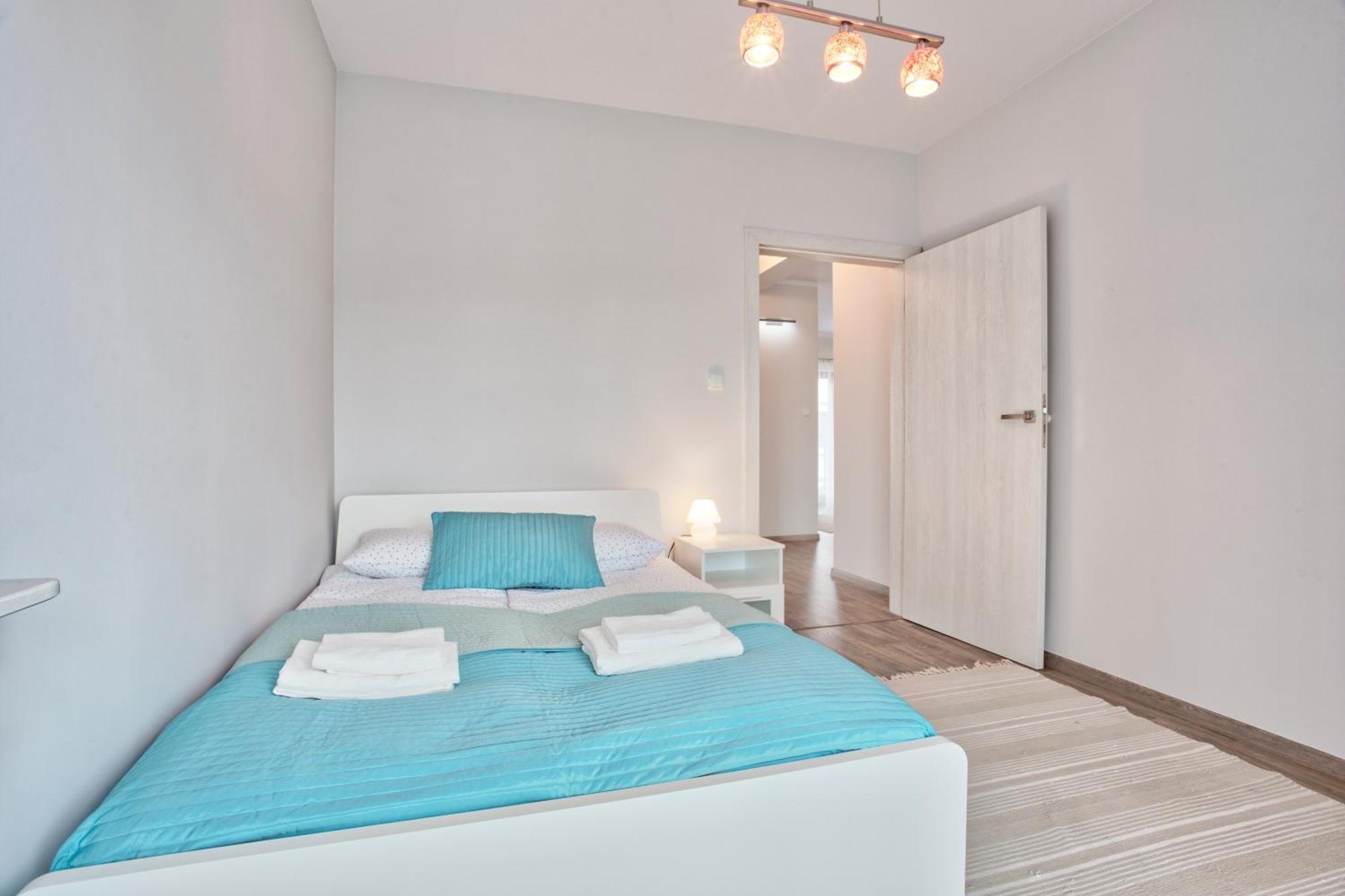Family Apartment By Tyzenhauz Krakow Dış mekan fotoğraf